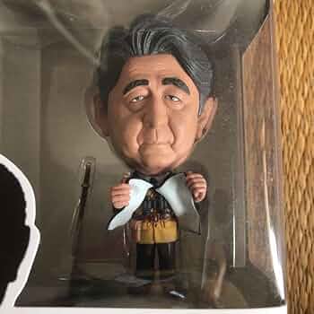 安倍晋三 元首相 トランプ 元大統領 フィギュア ２体ワンセット 新品 安倍晋三 元首相 トランプ 元大統領 フィギュア 2体ワンセット